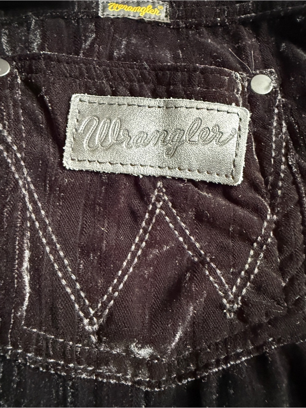 Wrangler Retro Black Velvet Flared Bell Bottom Pants- 26 x 32 - Picture 9 of 9